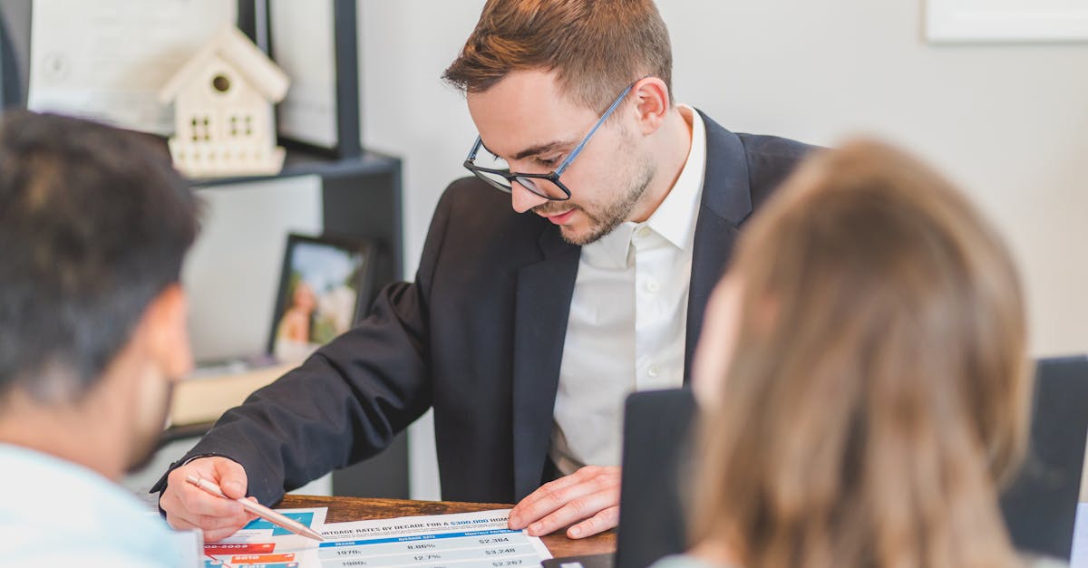 découvrez les dernières tendances des taux hypothécaires en france. comparez les offres des banques, trouvez le meilleur taux pour financer votre projet immobilier et économisez sur votre prêt.